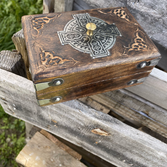 Card Box-Celtic with metal hardware