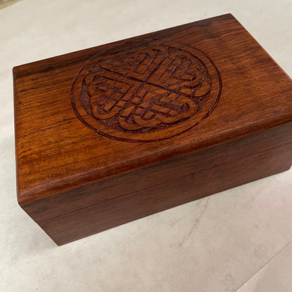 Card Box-Celtic design